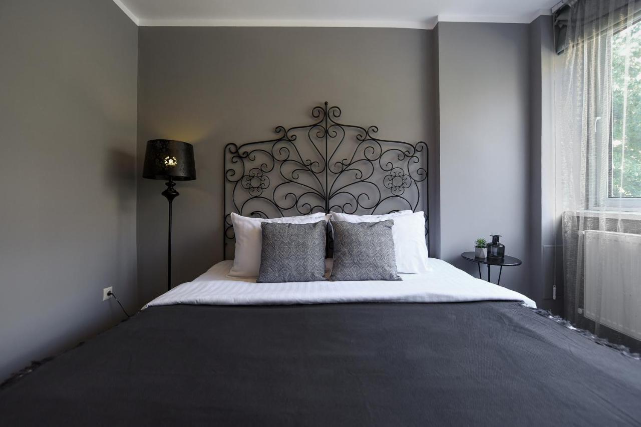 Captivating Old Town Apartment Bukarest Kültér fotó