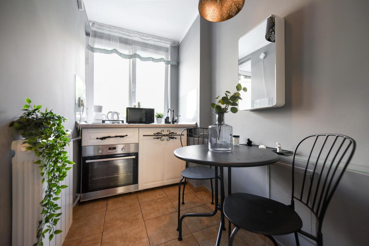 Captivating Old Town Apartment Bukarest Kültér fotó